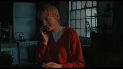 - I'm thinking...
- Screwdriver. Sharp flathead. - A Murder at the End of the World