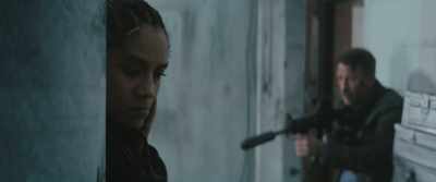 - I'm throwing my gun.
- [gun thudding] - One Ranger