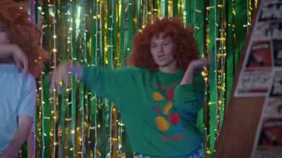 ♪ I'm too sexy for your party ♪ - Geek Girl