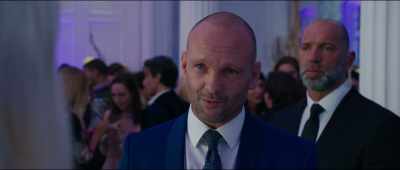 -I'm trying to beat the rush.
-[Iaughs] - Anna