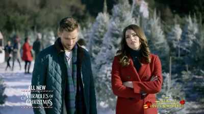 I'm trying to fill in the gaps, - Christmas On My Mind