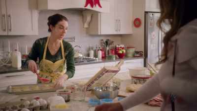 I'm trying to make shortbread
the way Mrs. Rose does. - A Sweet Christmas Romance