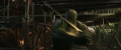 Um... I'm trying to close it. I can't help that it's not working. - Spider Man: No Way Home