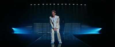 I'm trying to wake you up
from that club, - Mainstream