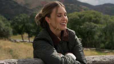 I'm volunteering at
the care facility, - Romance on the Ranch