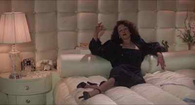 I'm waiting for you. - Mommie Dearest