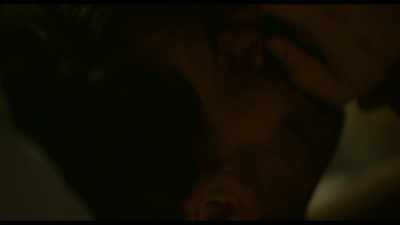 ♪ I'm waking up ♪ - Behind Her Eyes