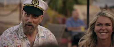 I'm Wally. This is my hat,
this is my Beth. - Maneater