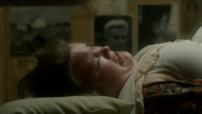 I'm wetting the bed! - Call the Midwife
