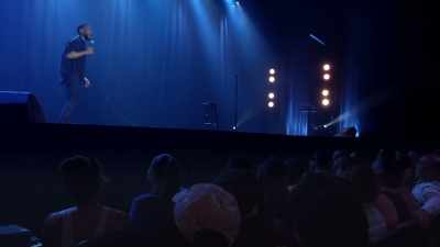 Îmi spui că Bărbați în negru
e cu un negru?" - Marlon Wayans: God Loves Me