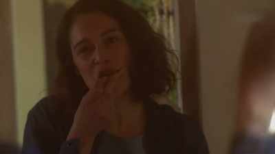 (IMITATES KISSING) - Trigonometry