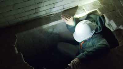 Immediately,
I begin wondering whether this tunnel - Secrets of the Underground