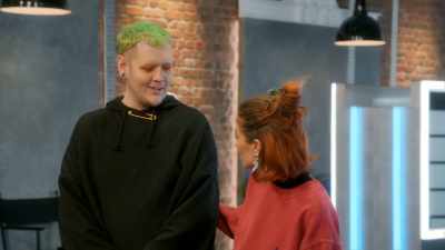 [imperceptible] - Glow Up: Britain's Next Make-Up Star