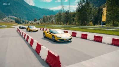 Impressive enough, it turned out,
to spike Harris's heart rate - Top Gear