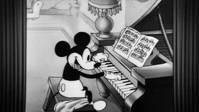 Improve it by making that pose stronger,
making that line of action more defined. - Mickey: The Story of a Mouse