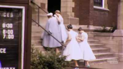 In 1961, jill married her
first husband at age 18. - Black Widow Murders