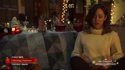 ♪ ... in a one-horse
open sleigh, hey ♪ - A Glenbrooke Christmas