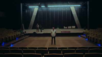 In a one-man show, - Val