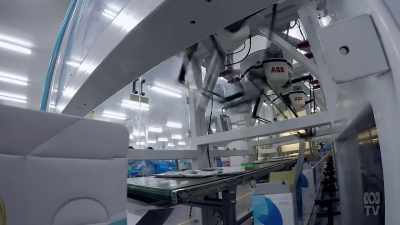 In this age
of the antibiotic-resistant superbug, - Aussie Inventions That Changed The World