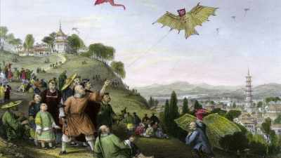 In his army he has
these giant war kites - The UnBelievable with Dan Aykroyd