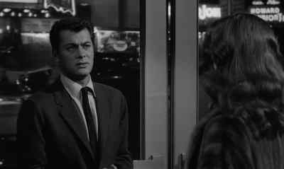 - In case I see J.J., any message?
- Tell him from me... - Sweet Smell of Success