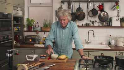 In this case,
it is a black pudding hash. - James May: Oh Cook!