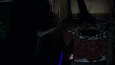 In this case,
local cops take the dead guy's phone. - V Wars