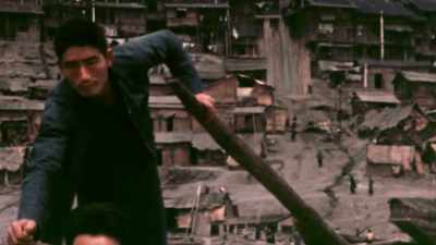 In China, the
boats are simpler... - The Pacific War in Color