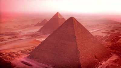 In this episode, - Curse of the Ancients with Alice Roberts