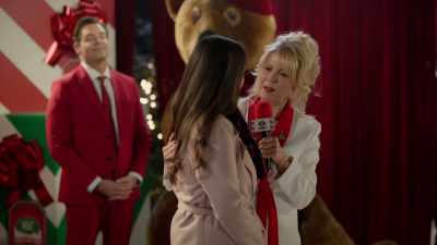 In fact, I love them so much
that I asked Jaydene here - Ms. Christmas Comes to Town