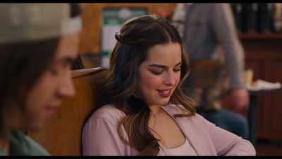In fact, she is the one
who gave me this camera. - He's All That