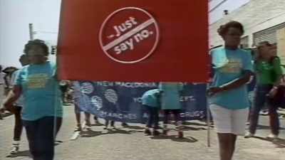 In Florida,
citizens protest against drugs - Crack: Cocaine, Corruption & Conspiracy
