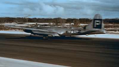 In Guam, this one doesn't
even make it off the runway. - The Pacific War in Color