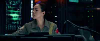 [in Mandarin] Sequence running. - The Cloverfield Paradox