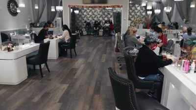 In nail salons,
there are almost no regulations - Not So Pretty