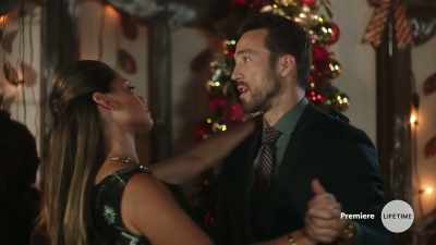 In my opinion you're better
off without her. - A Twist of Christmas
