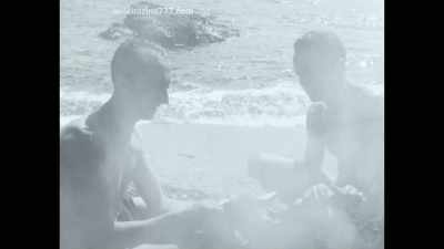 In order to go deeper,
in order to stay longer, - Becoming Cousteau