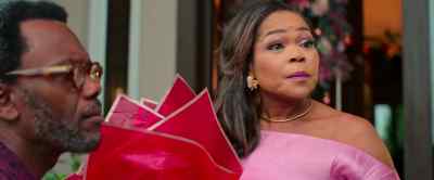 [in Pidgin] Gbemi,
you know flowers die quickly, right? - Christmas in Lagos