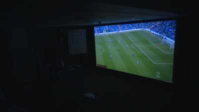 In the calm situations, play simple - All or Nothing: Manchester City