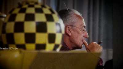 In the coming years,
we will establish settlements - Becoming Cousteau
