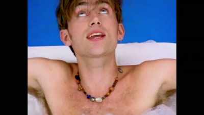- ♪ In the country ♪
- ♪ Doo, doo, doo ♪ - This Is Pop