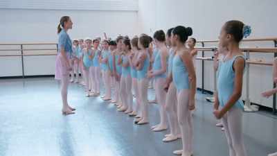 -In the heavens and they float around.
-The heavens, - On Pointe