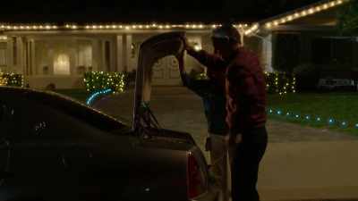 ♪ In the lane,
snow is glistening ♪ - Dirty John