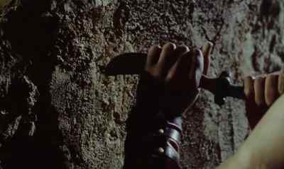 In the language
of the Pharaohs... - The Mummy's Shroud