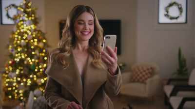 In the meantime, - Unwrapping Christmas: Olivia's Reunion