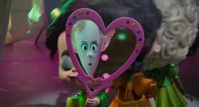In the mirror - The Addams Family 2