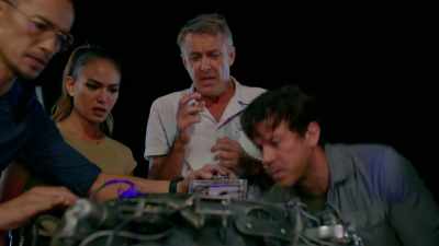 In the show,
if you cut the right wire, - Almost Paradise