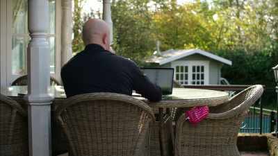 'In the UK,
if you have enough money, - Britain's Tiger Kings - On the Trail with Ross Kemp