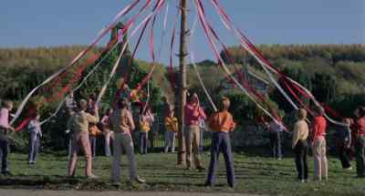♪ In the woods there grew a tree - The Wicker Man