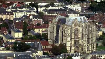 In the year 1225, Beauvais Cathedral - Ancient Engineering